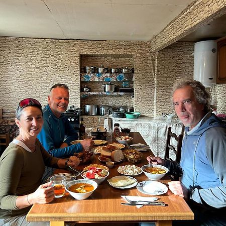 Guesthouse Lika Ushguli Zewnętrze zdjęcie