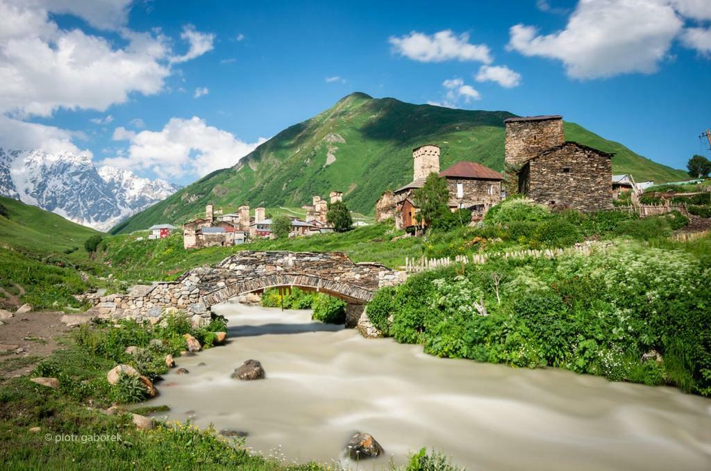 Guesthouse Lika Ushguli Zewnętrze zdjęcie